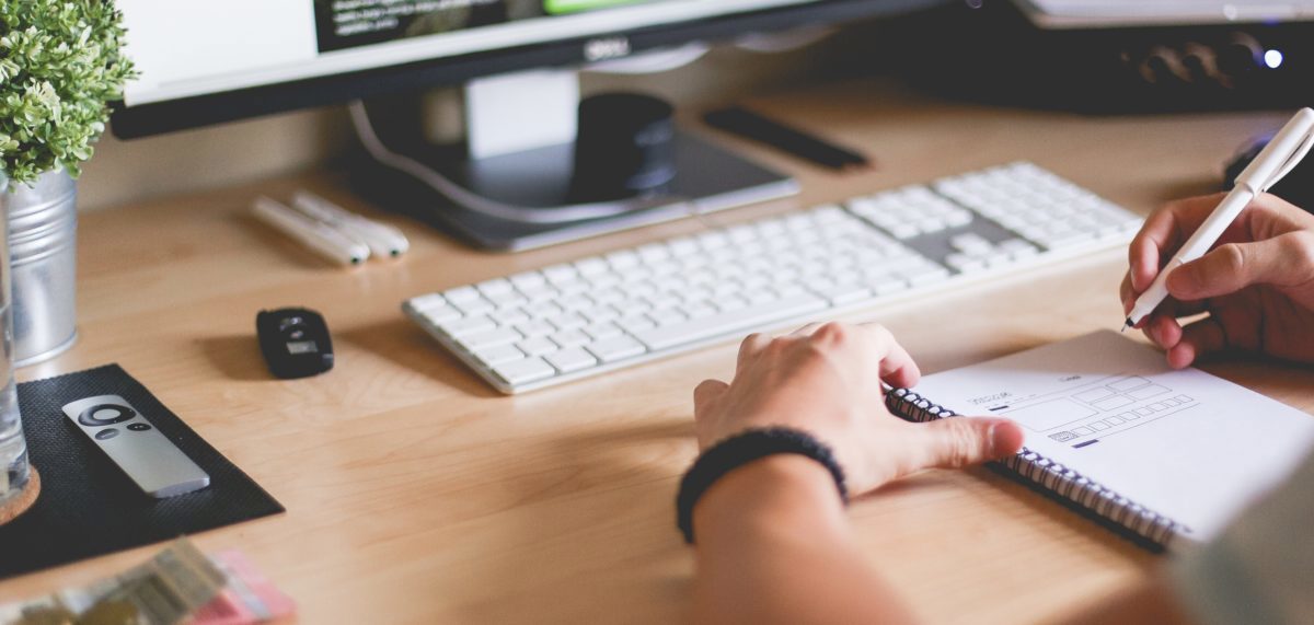 Design clean website layouts with SimonAntony Ltd.